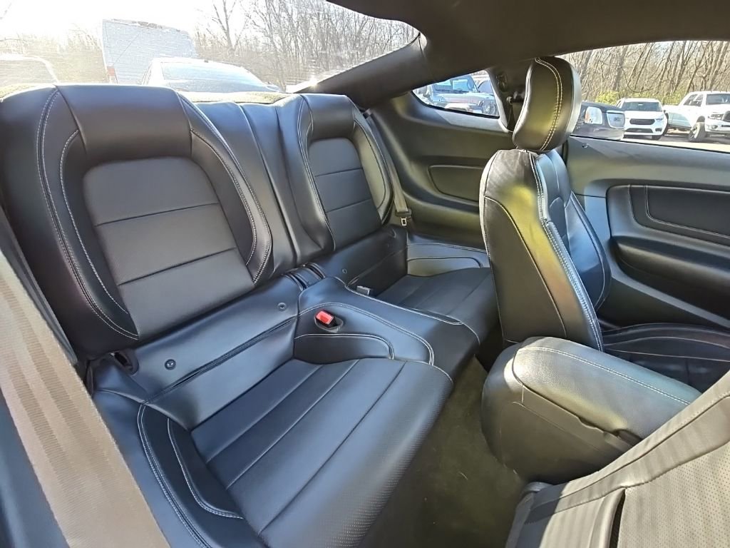 Used 2020 Ford Mustang GT Premium w/ Equipment Group 401A image 18