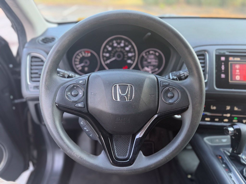 Used 2018 Honda HR-V EX image 26
