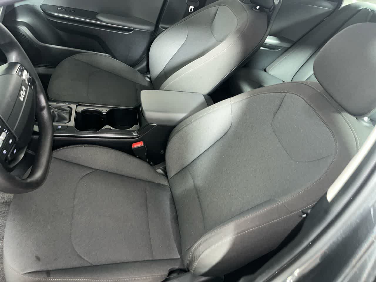Used 2025 Kia K4 FWD image 15