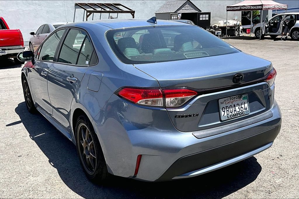 Used 2022 Toyota Corolla LE w/ Carpet Mat Package (TMS) FWD image 6