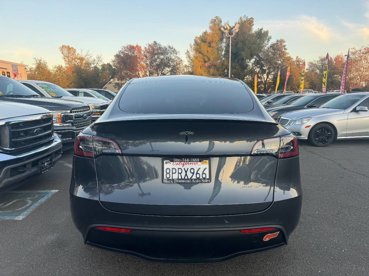 Used 2020 Tesla Model Y Long Range image 10