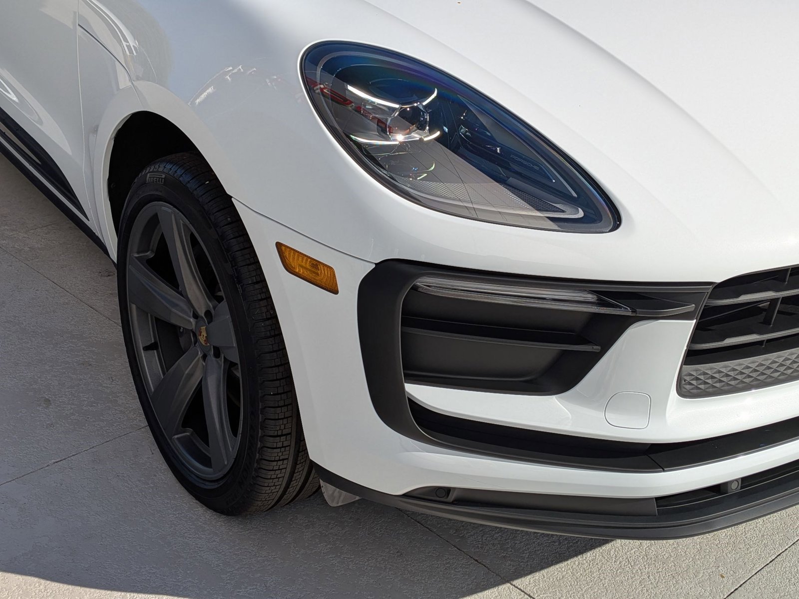 New 2026 Porsche Macan AWD/4WD image 12