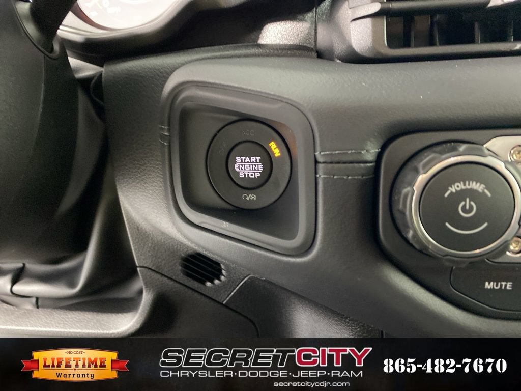 New 2026 Jeep Gladiator Rubicon w/ Steel Power Dome Hood Package AWD/4WD image 18