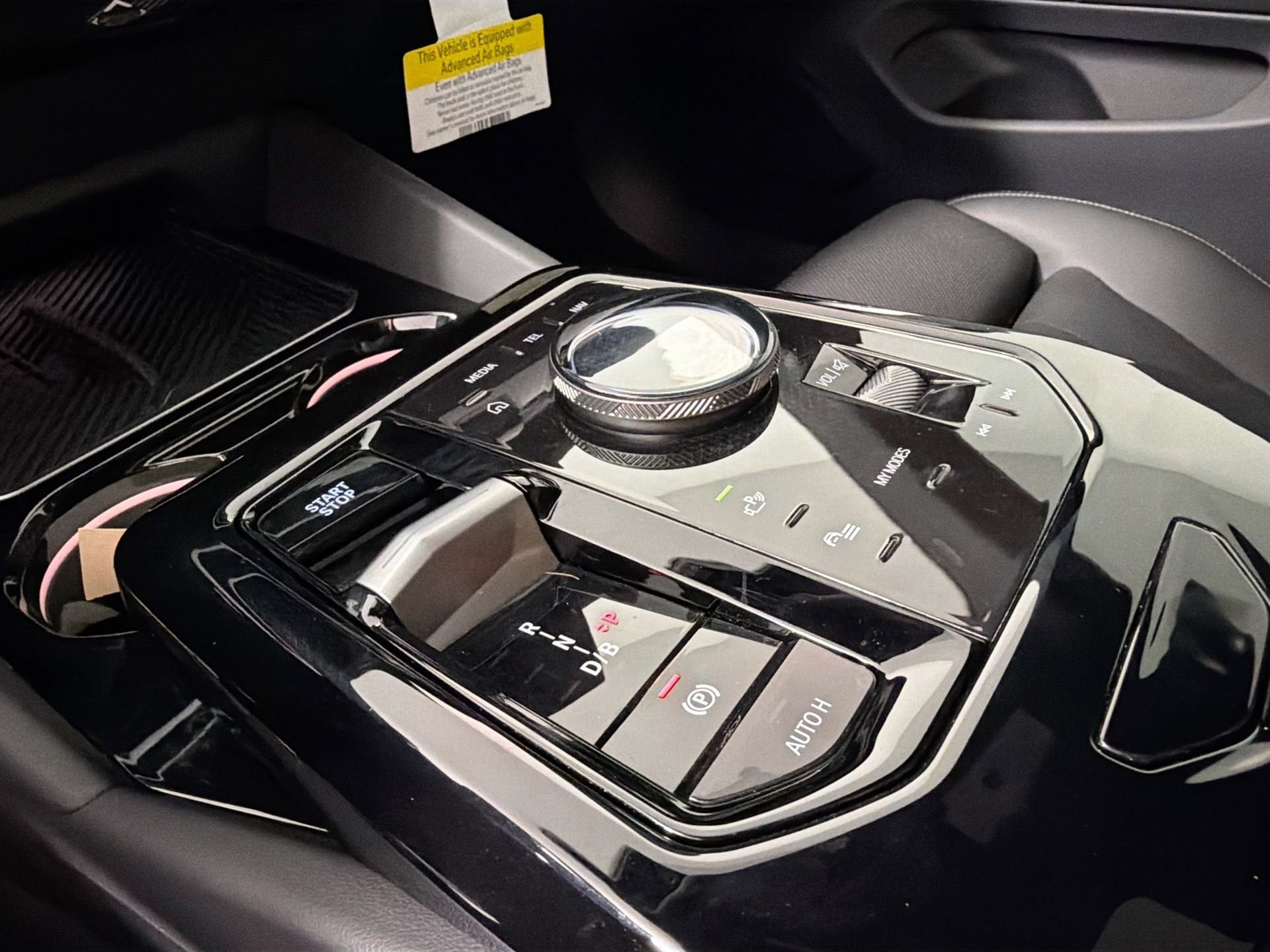 Certified 2025 BMW i5 eDrive40i w/ M Sport Package image 17