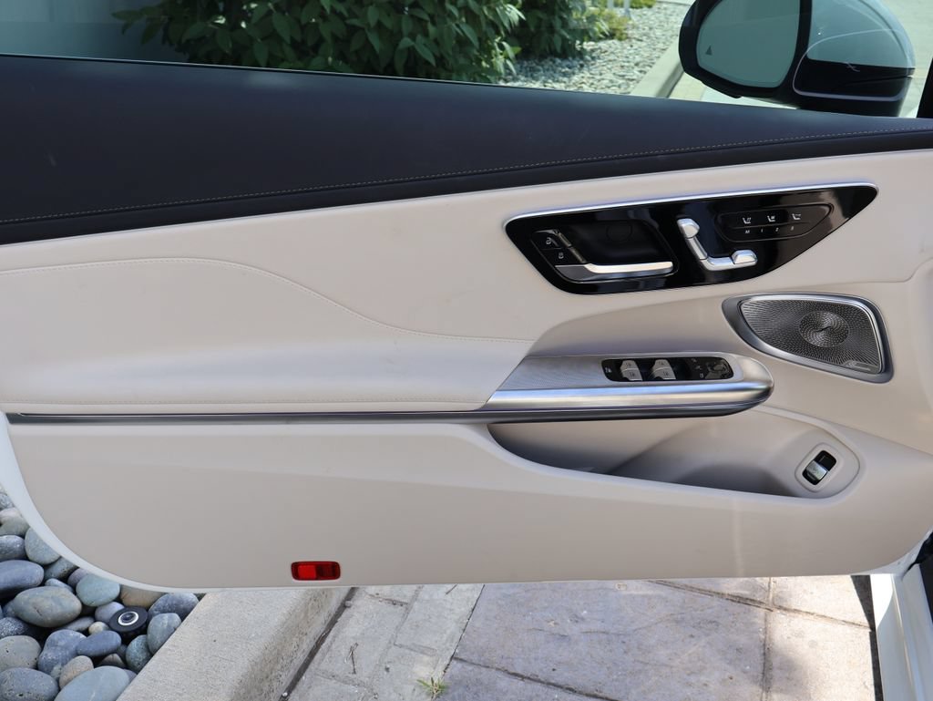 Certified 2026 Mercedes-Benz CLE 300 4MATIC Cabriolet image 17