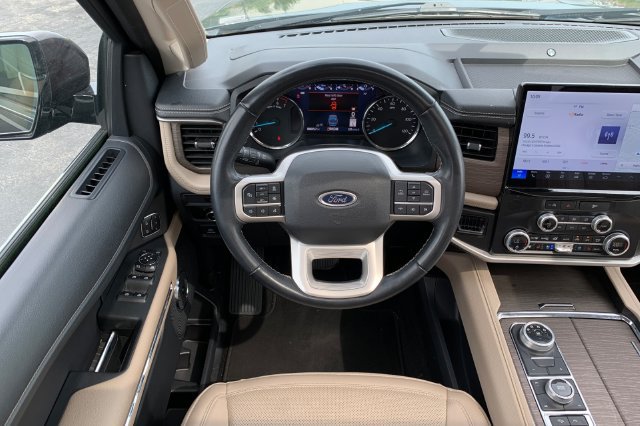 Used 2024 Ford Expedition Max Limited AWD/4WD image 17