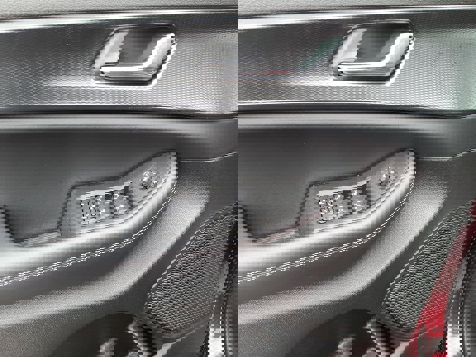 Used 2024 Jeep Grand Cherokee Laredo X w/ Luxury Tech Group I image 13