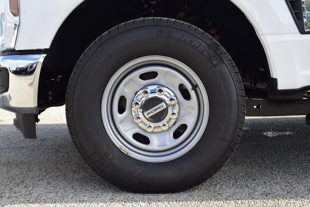 New 2025 Ford F250 XL image 25