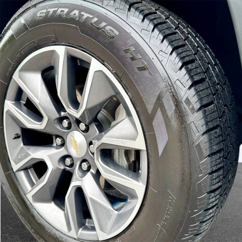 Used 2019 Chevrolet Silverado 1500 Custom w/ Trailering Package image 10
