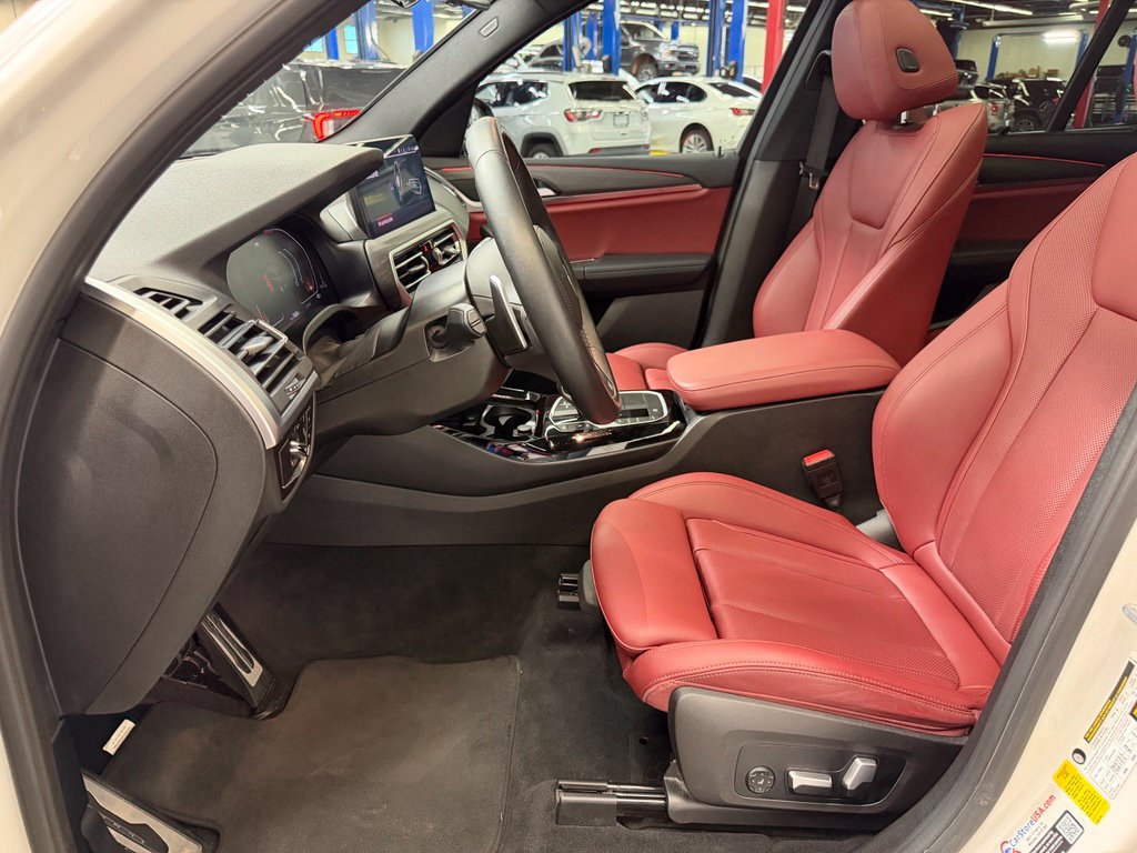 Used 2022 BMW X3 sDrive30i w/ M Sport Package 2 RWD image 17