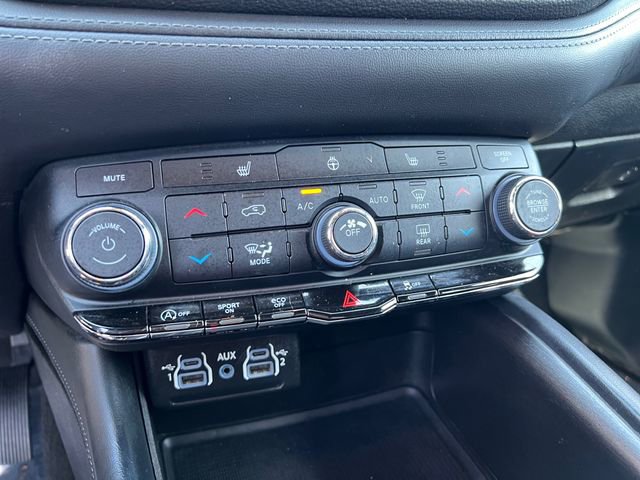 Used 2023 Dodge Durango SXT image 21