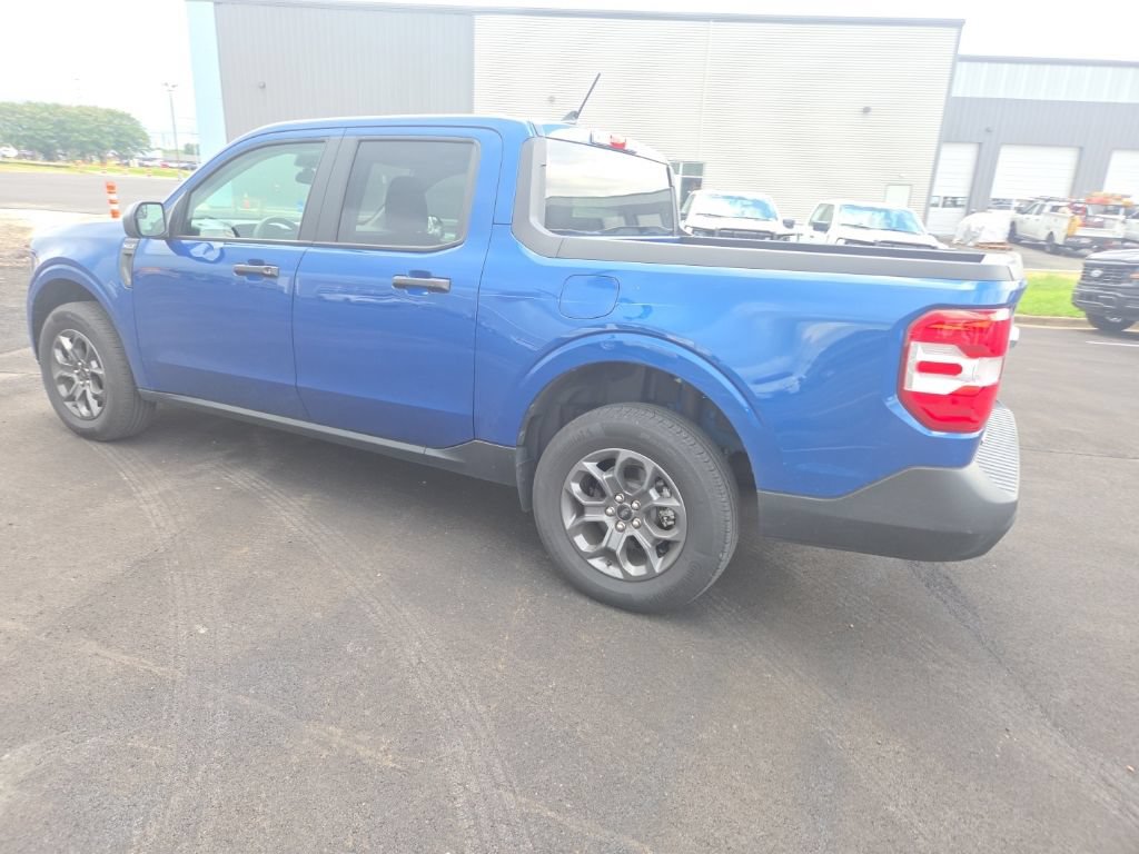 Used 2024 Ford Maverick XLT FWD image 5