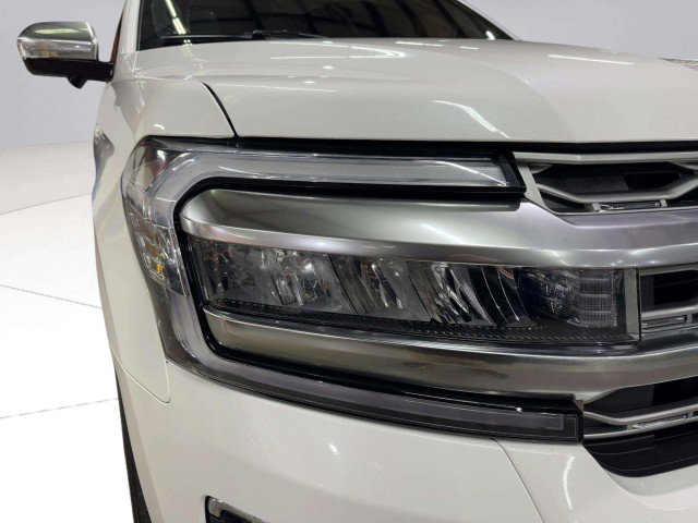 Used 2023 Ford Expedition Platinum image 17