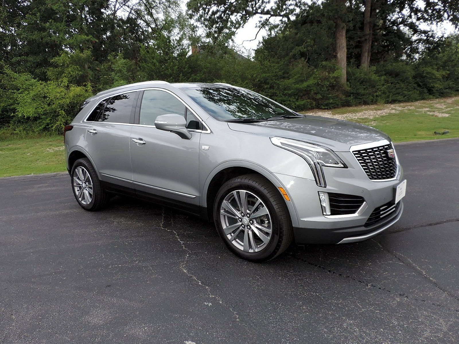Used 2025 Cadillac XT5 Premium Luxury FWD image 12