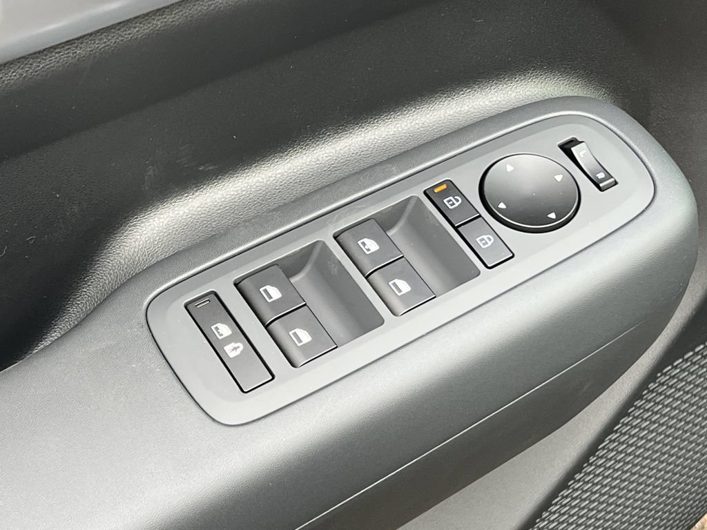 New 2026 Hyundai Santa Fe SE AWD/4WD image 9