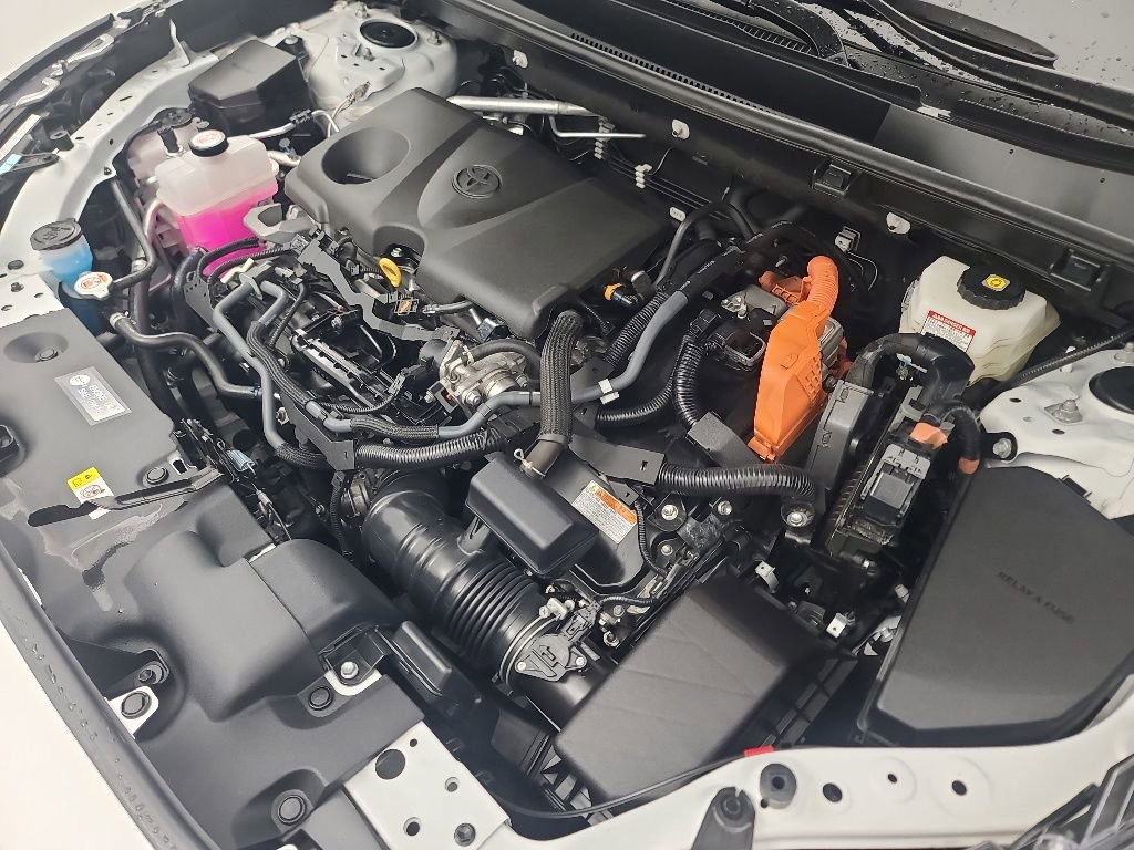 Used 2025 Toyota RAV4 XLE AWD/4WD image 41