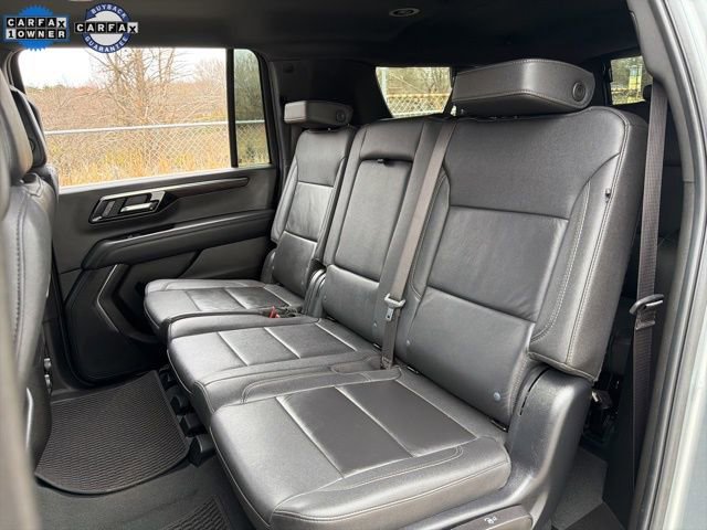 Used 2025 Chevrolet Suburban Z71 image 21