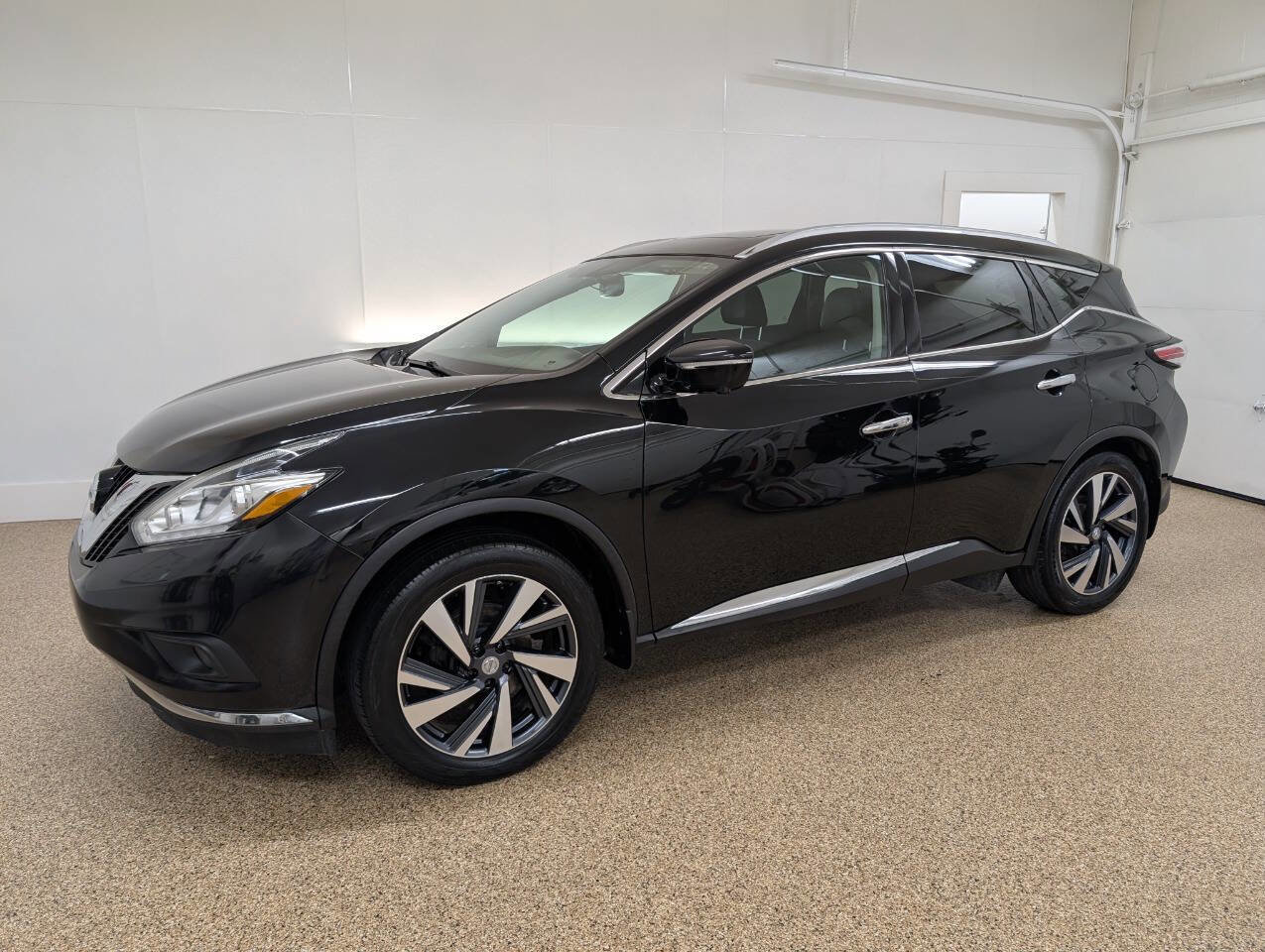 Used 2015 Nissan Murano Platinum image 1