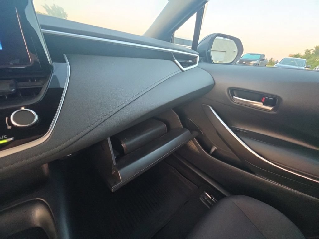 Used 2024 Toyota Corolla SE FWD image 21