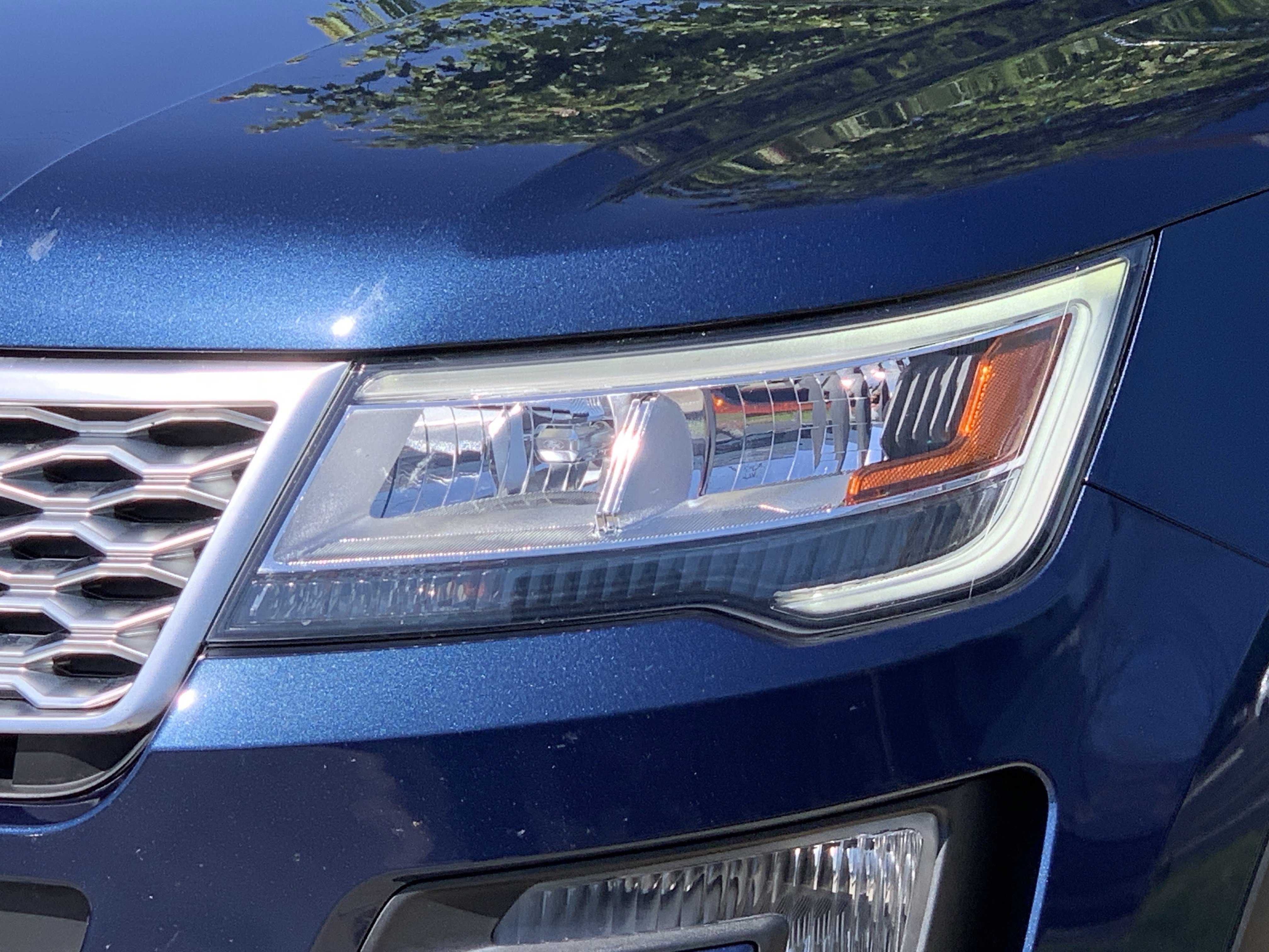 Used 2017 Ford Explorer Platinum AWD/4WD image 6