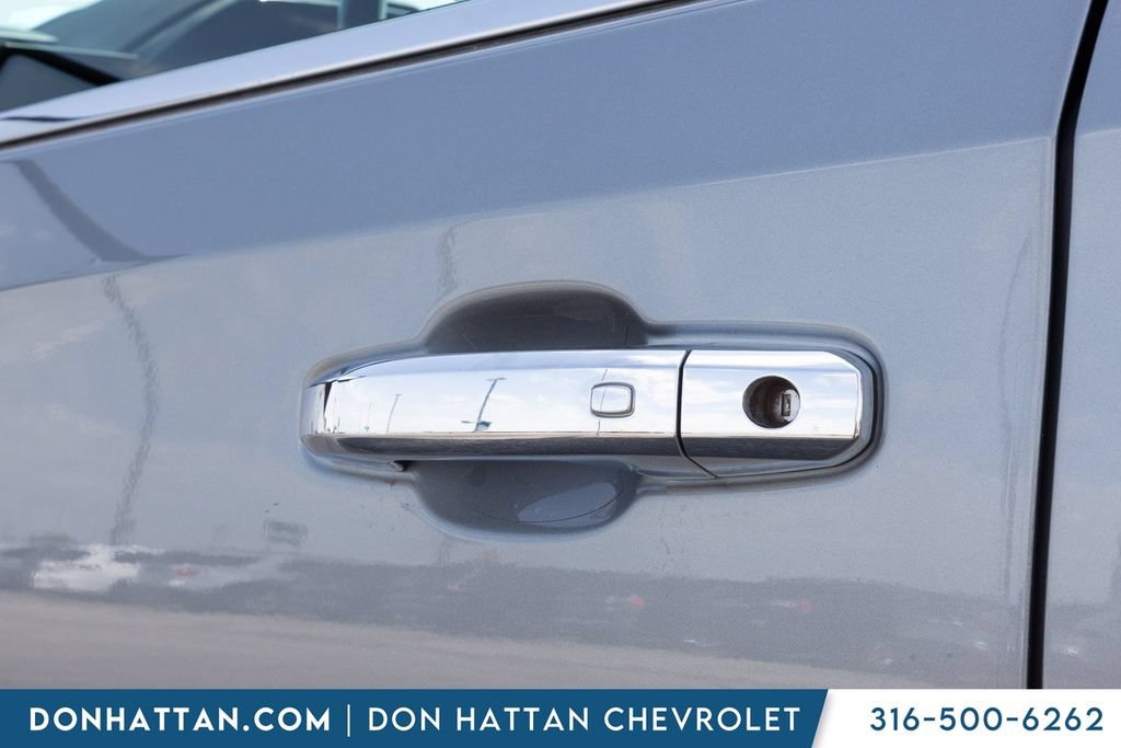 Used 2025 GMC Sierra 1500 SLT AWD/4WD image 29