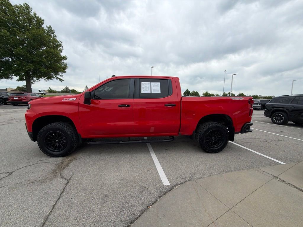 Used 2019 Chevrolet Silverado 1500 LT Trail Boss w/ Convenience Package AWD/4WD image 6