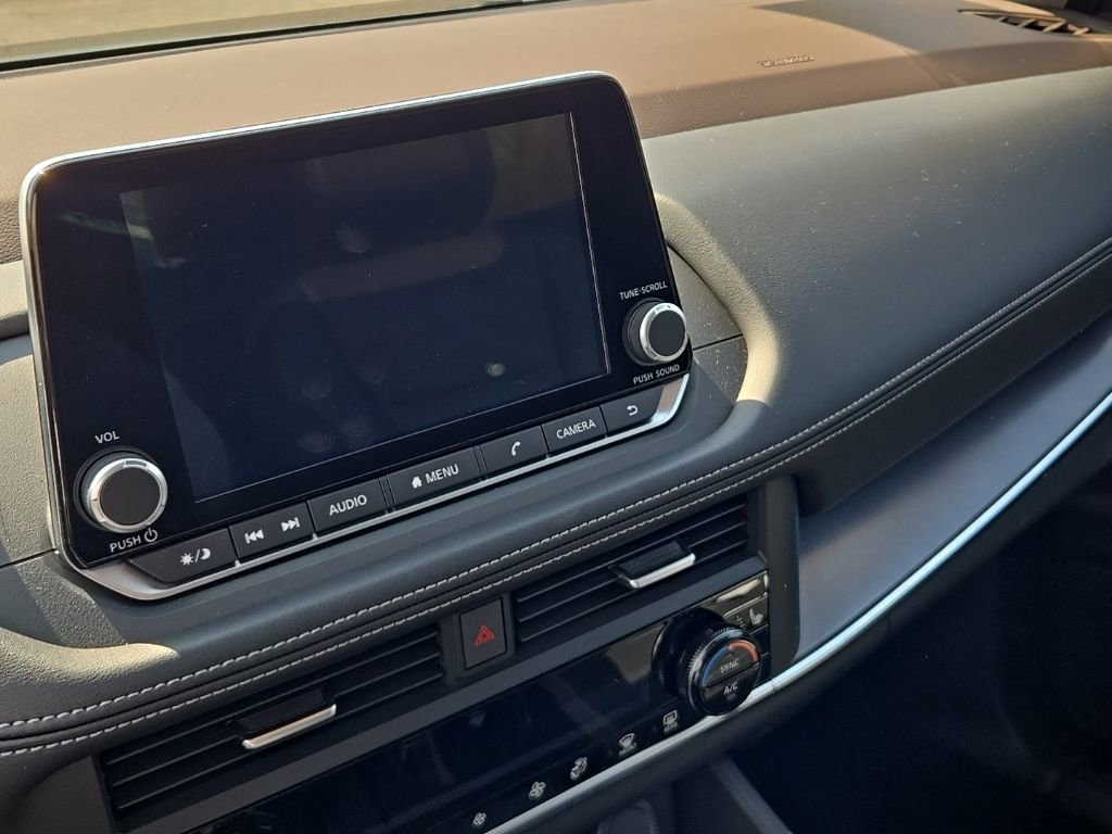 Used 2023 Nissan Rogue SV w/ SV Premium B Package image 22