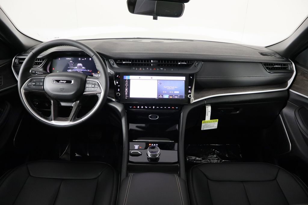 New 2026 Jeep Grand Cherokee Limited image 14