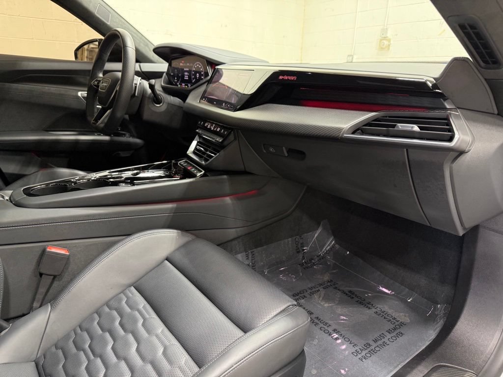 Used 2024 Audi RS e-tron GT w/ Carbon Performance Package AWD/4WD image 34