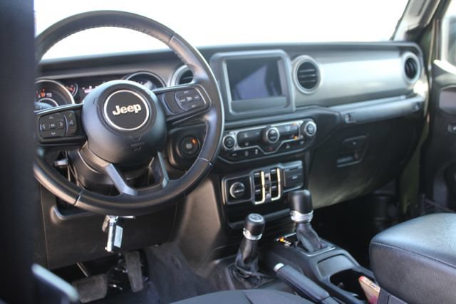 Used 2022 Jeep Gladiator Sport AWD/4WD image 16