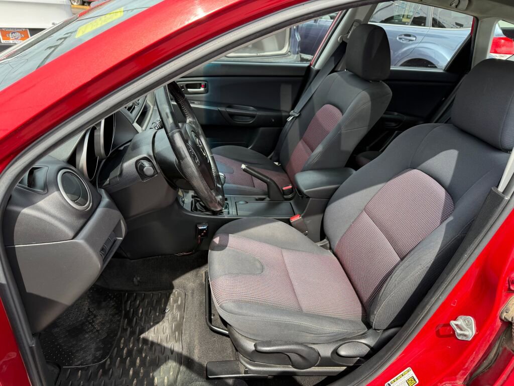 Used 2006 MAZDA MAZDA3 s image 10