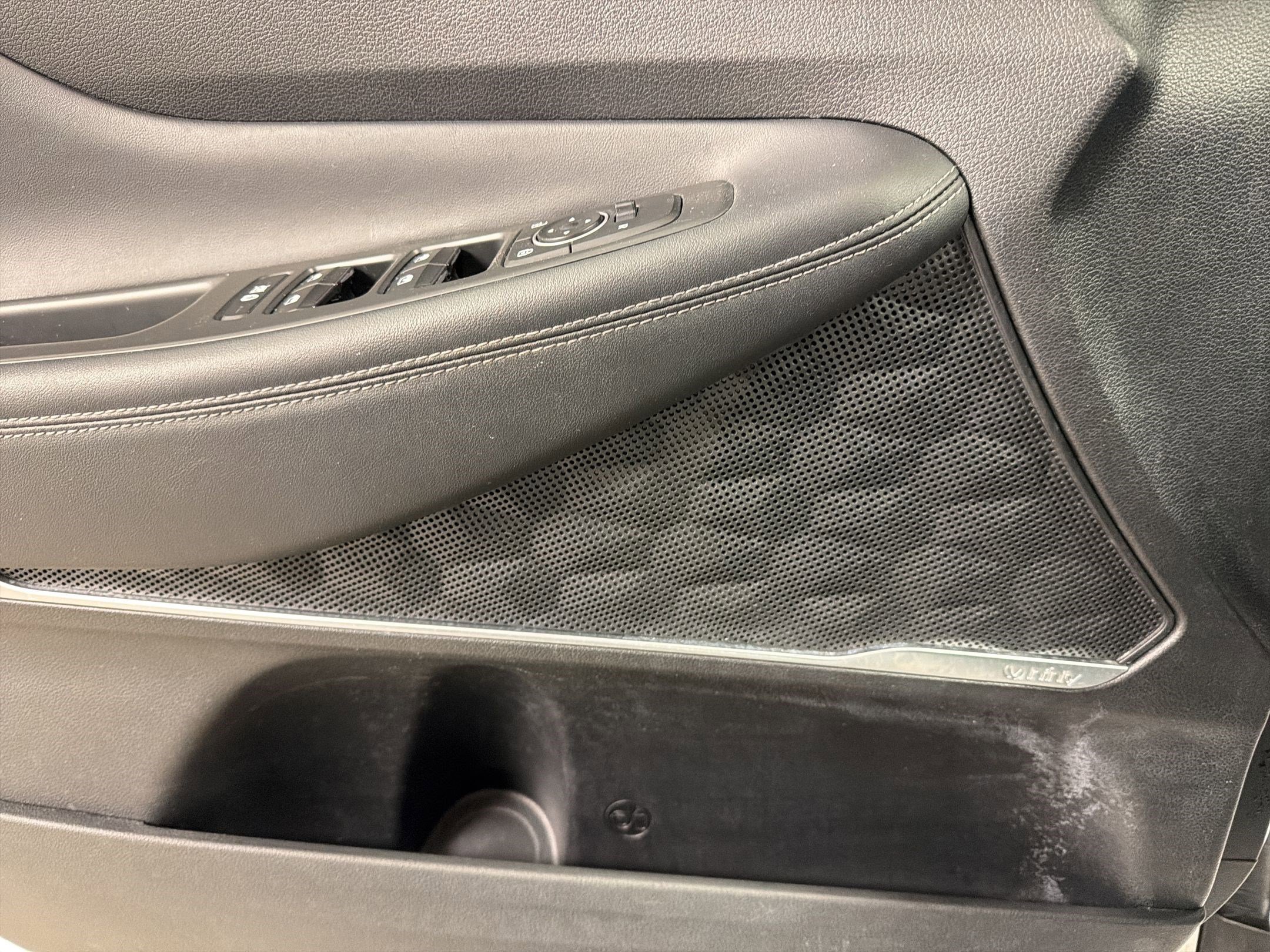 Used 2019 Hyundai Santa Fe Limited image 18