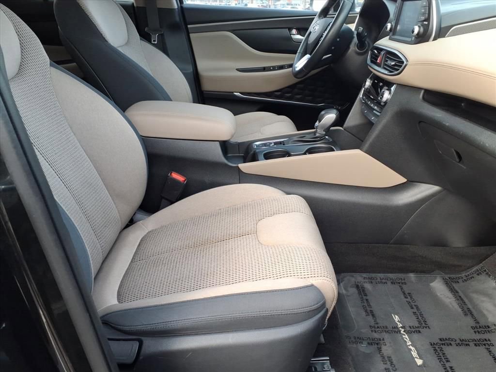 Used 2019 Hyundai Santa Fe SEL image 17