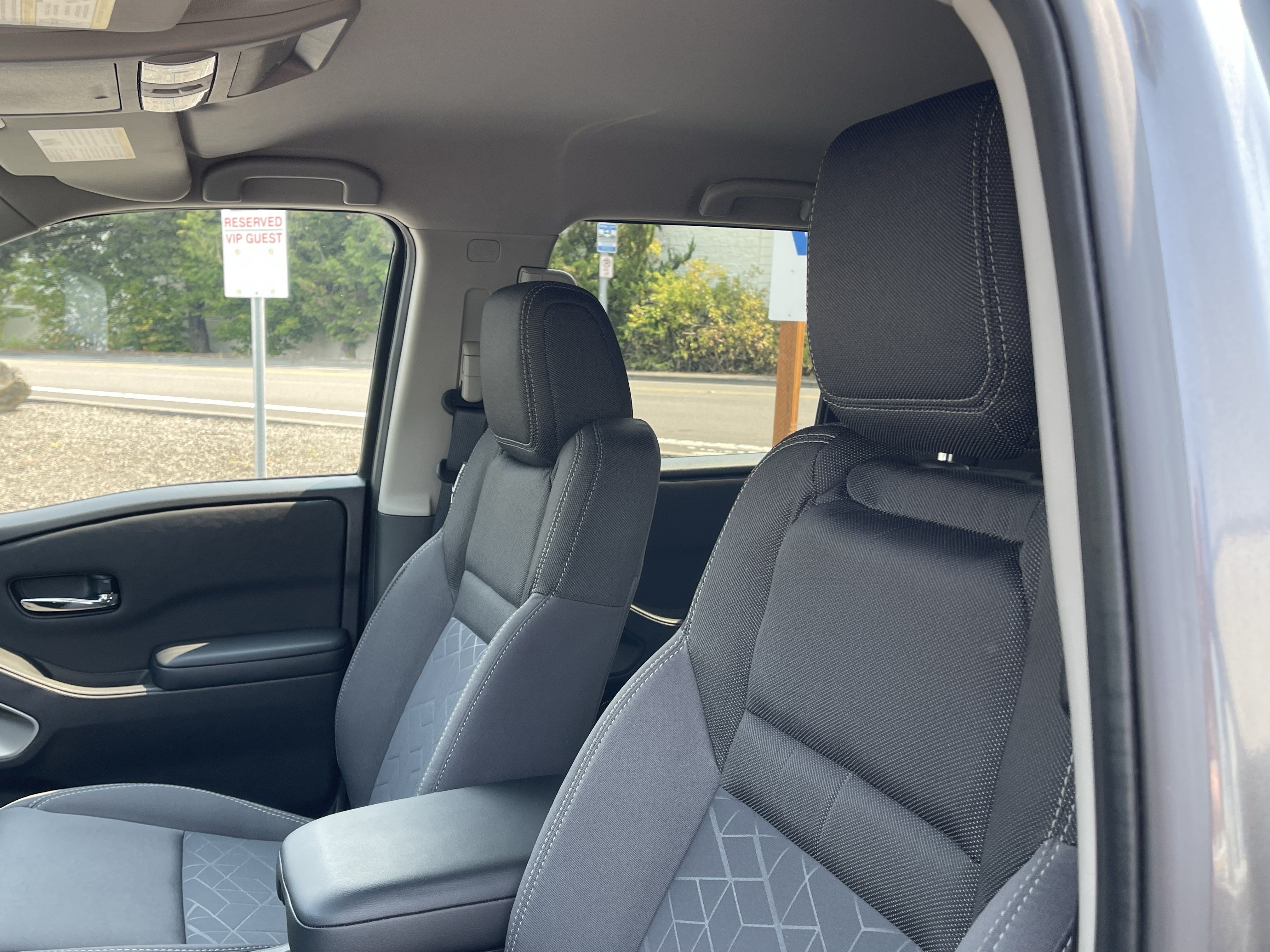 Used 2025 Nissan Frontier SV AWD/4WD image 20