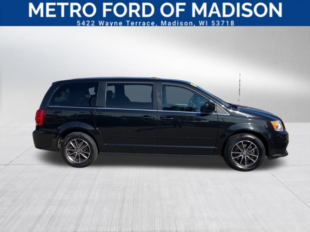 Used 2017 Dodge Grand Caravan SXT
