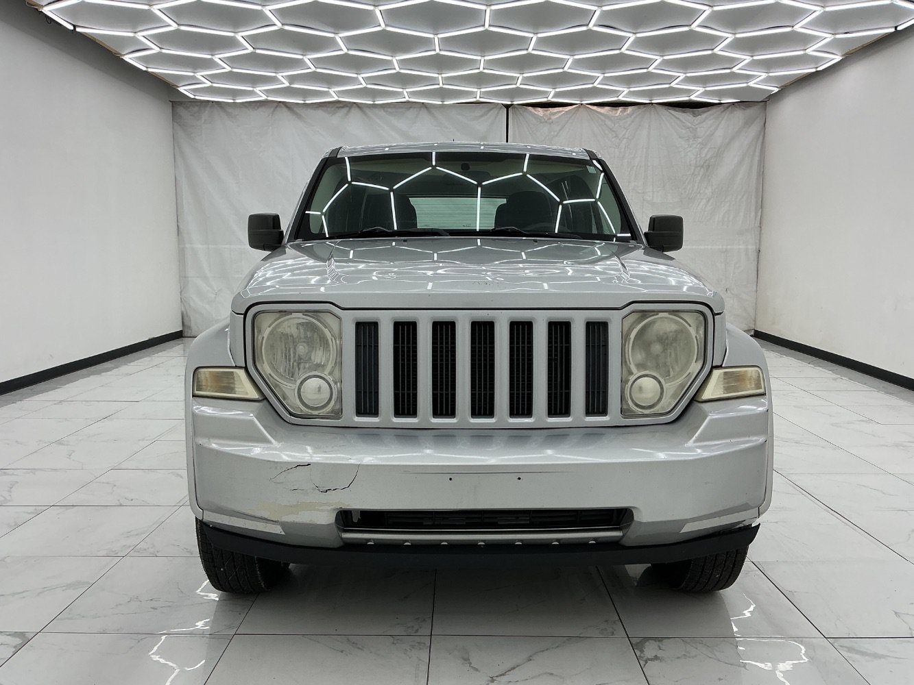 Used 2011 Jeep Liberty Sport RWD image 5
