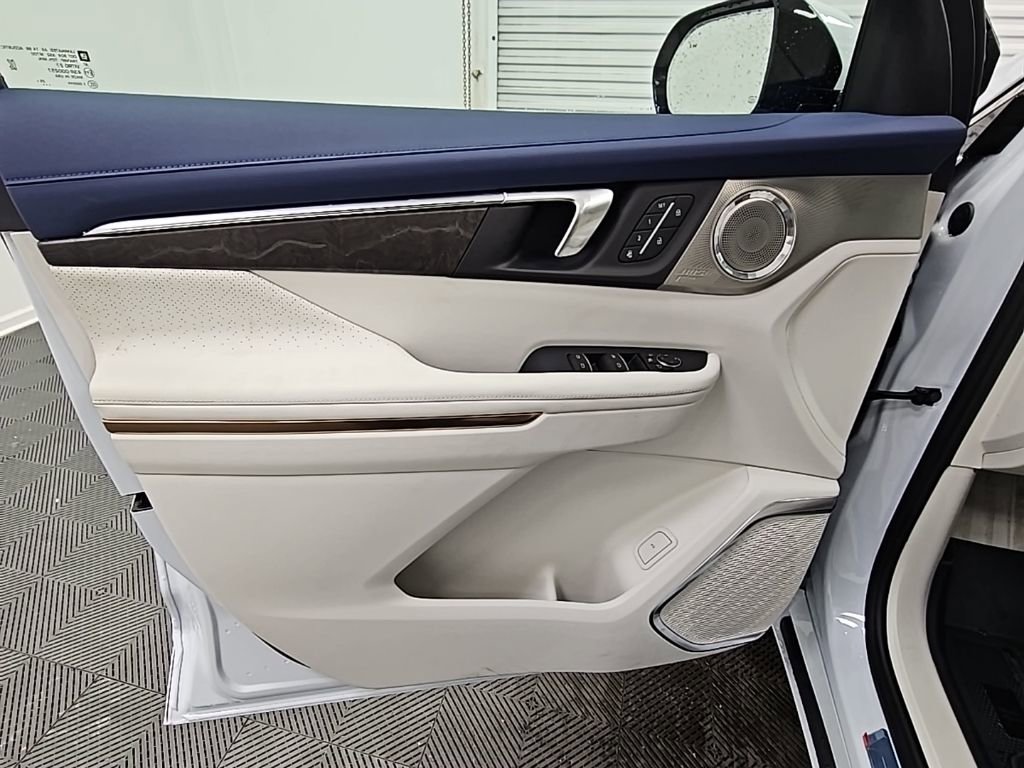 New 2026 Buick Enclave Avenir w/ Super Cruise Package image 32