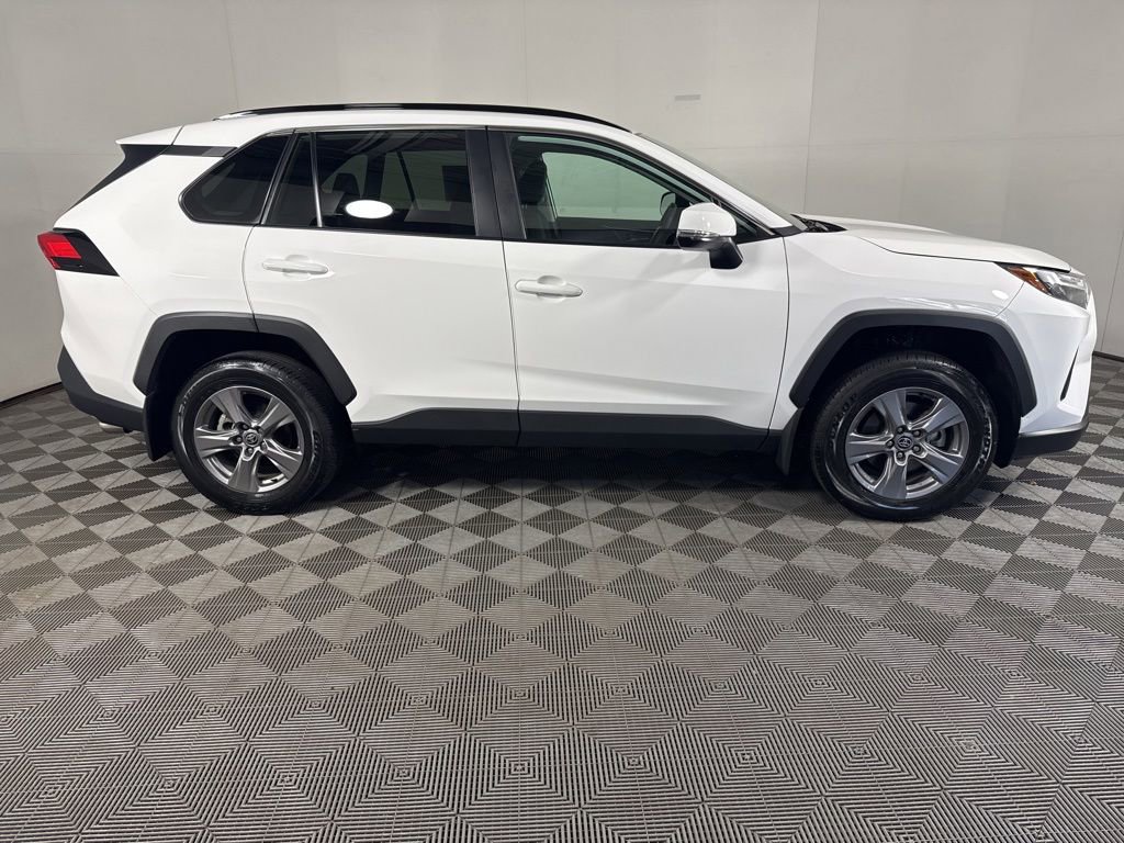 Used 2023 Toyota RAV4 XLE w/ Convenience Package AWD/4WD image 12