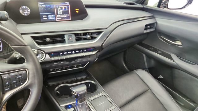 Used 2019 Lexus UX 200 FWD image 42