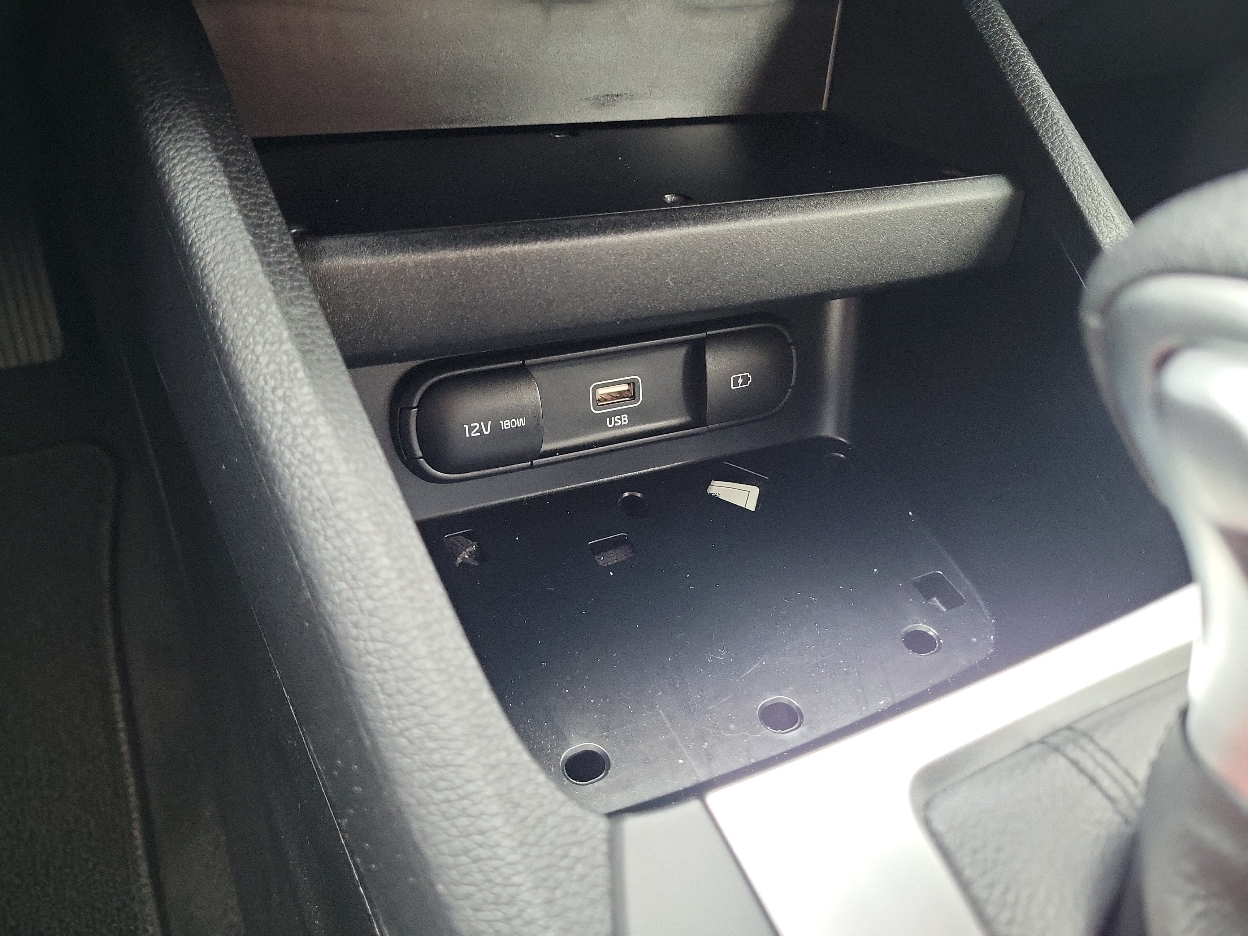 Certified 2024 Kia Forte LXS FWD image 33