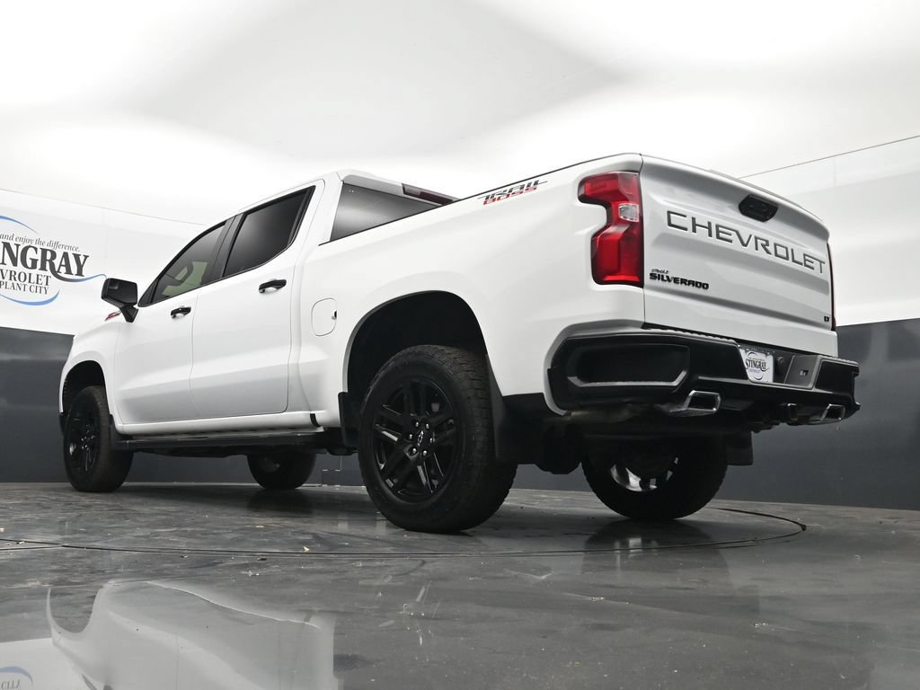 Used 2022 Chevrolet Silverado 1500 LT Trail Boss w/ LPO, Dark Essentials Package AWD/4WD image 30
