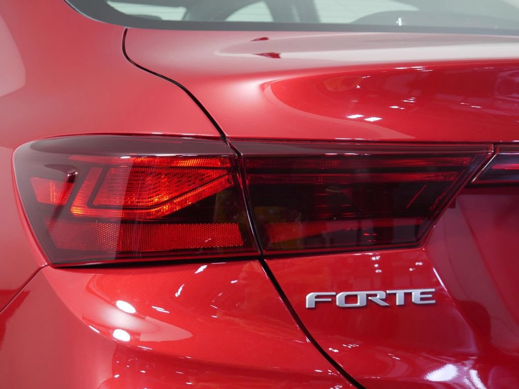 Used 2024 Kia Forte LXS w/ LXS Technology Package FWD image 14