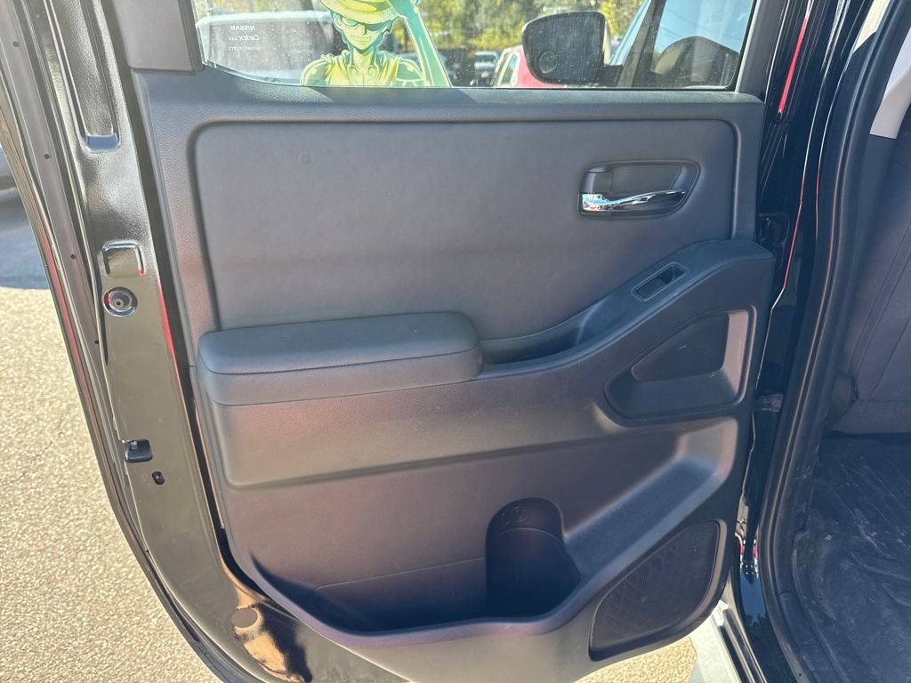 Used 2022 Nissan Frontier SV image 30