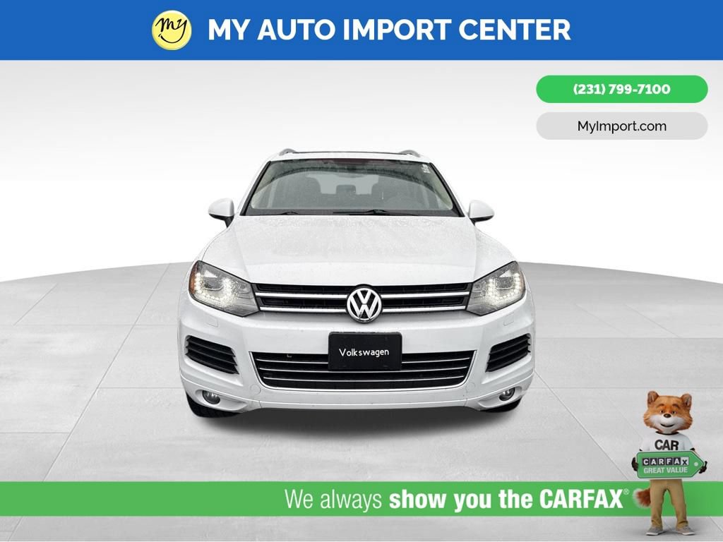 Used 2014 Volkswagen Touareg TDI AWD/4WD image 2