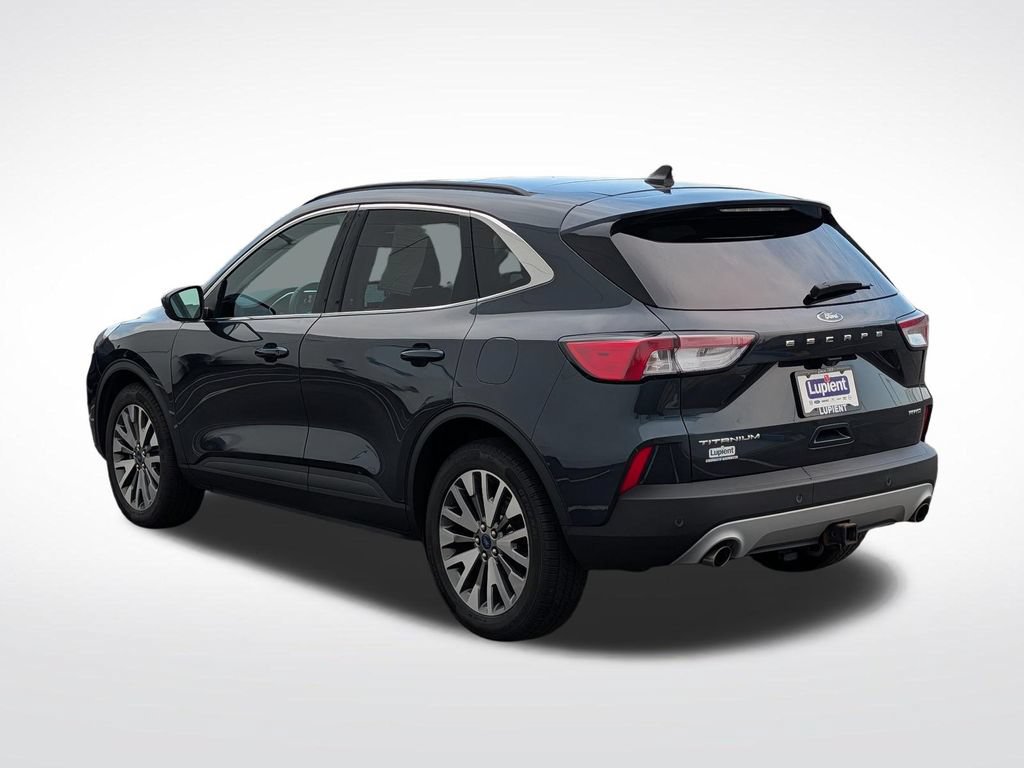 Used 2022 Ford Escape Titanium w/ Class II Trailer Tow Package AWD/4WD image 9