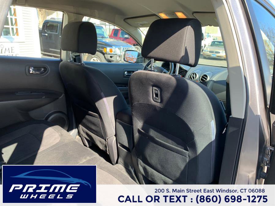 Used 2012 Nissan Rogue S image 12