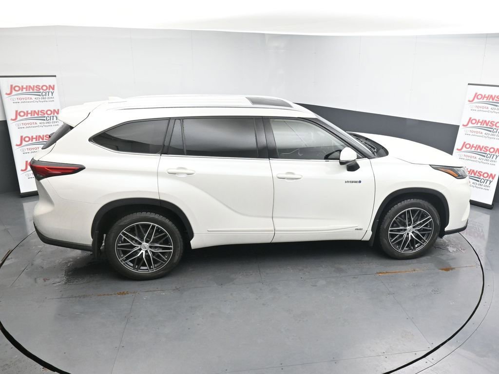 Used 2020 Toyota Highlander Limited image 17