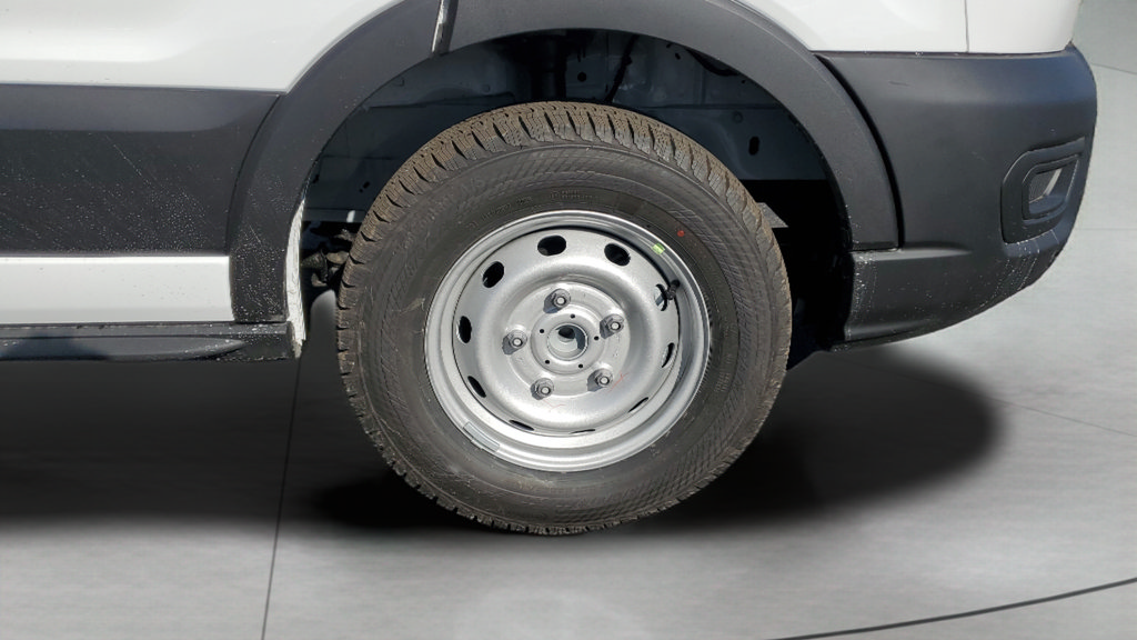 New 2026 Ford Transit 250 148 Medium Roof RWD image 10