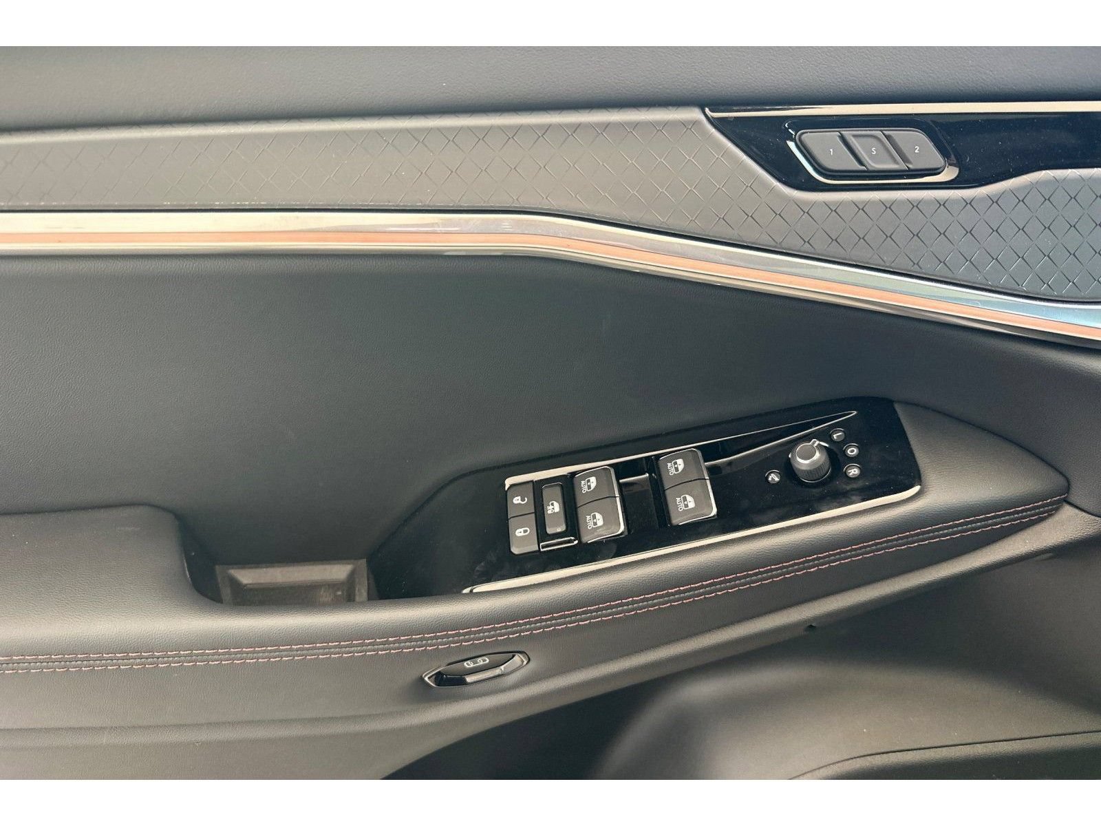 New 2025 Jeep Wagoneer S Limited AWD/4WD image 12