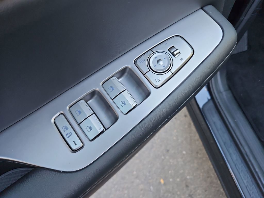 Used 2025 Hyundai Palisade SEL image 30